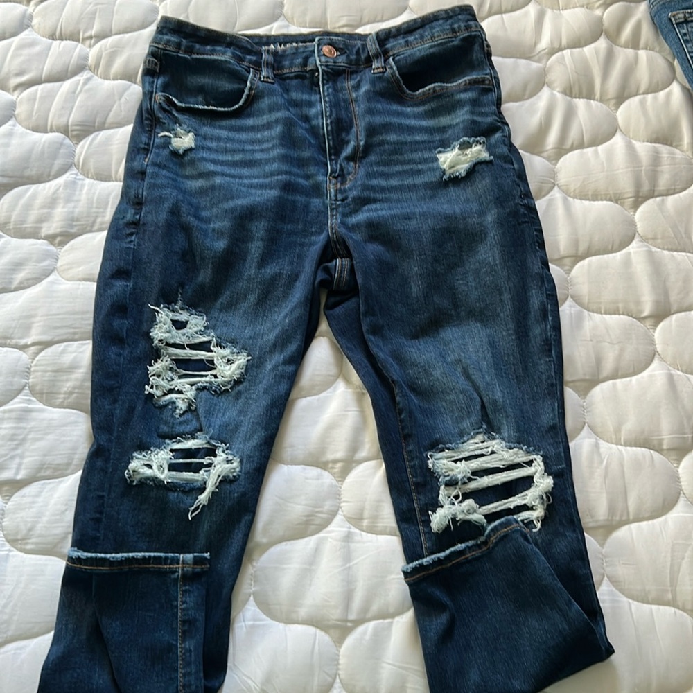 American Eagle Outfitters High-Rise Distressed Dark Blue Jeans